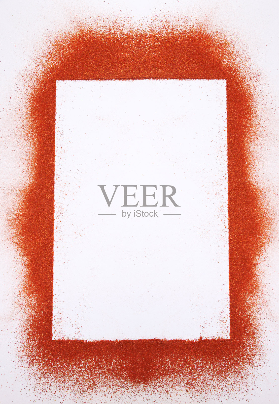 白色背景上的红辣椒粉特写照片摄影图片