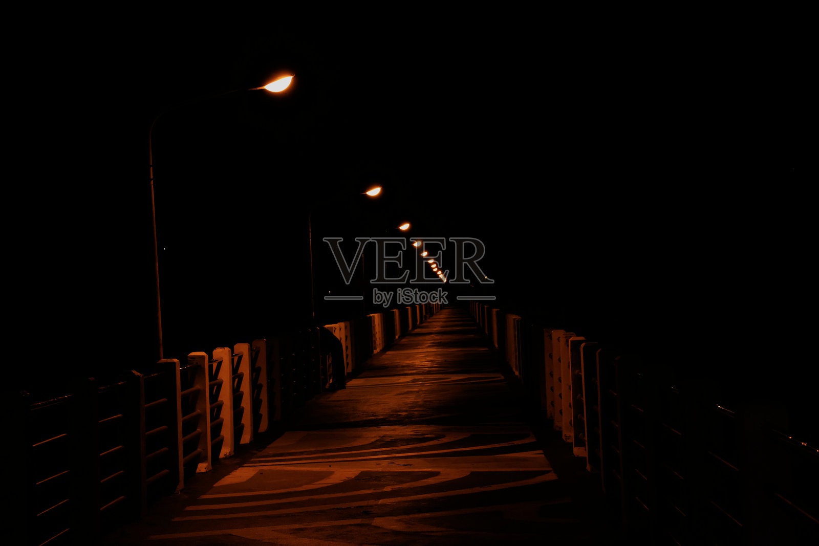 夜晚的码头 #2照片摄影图片