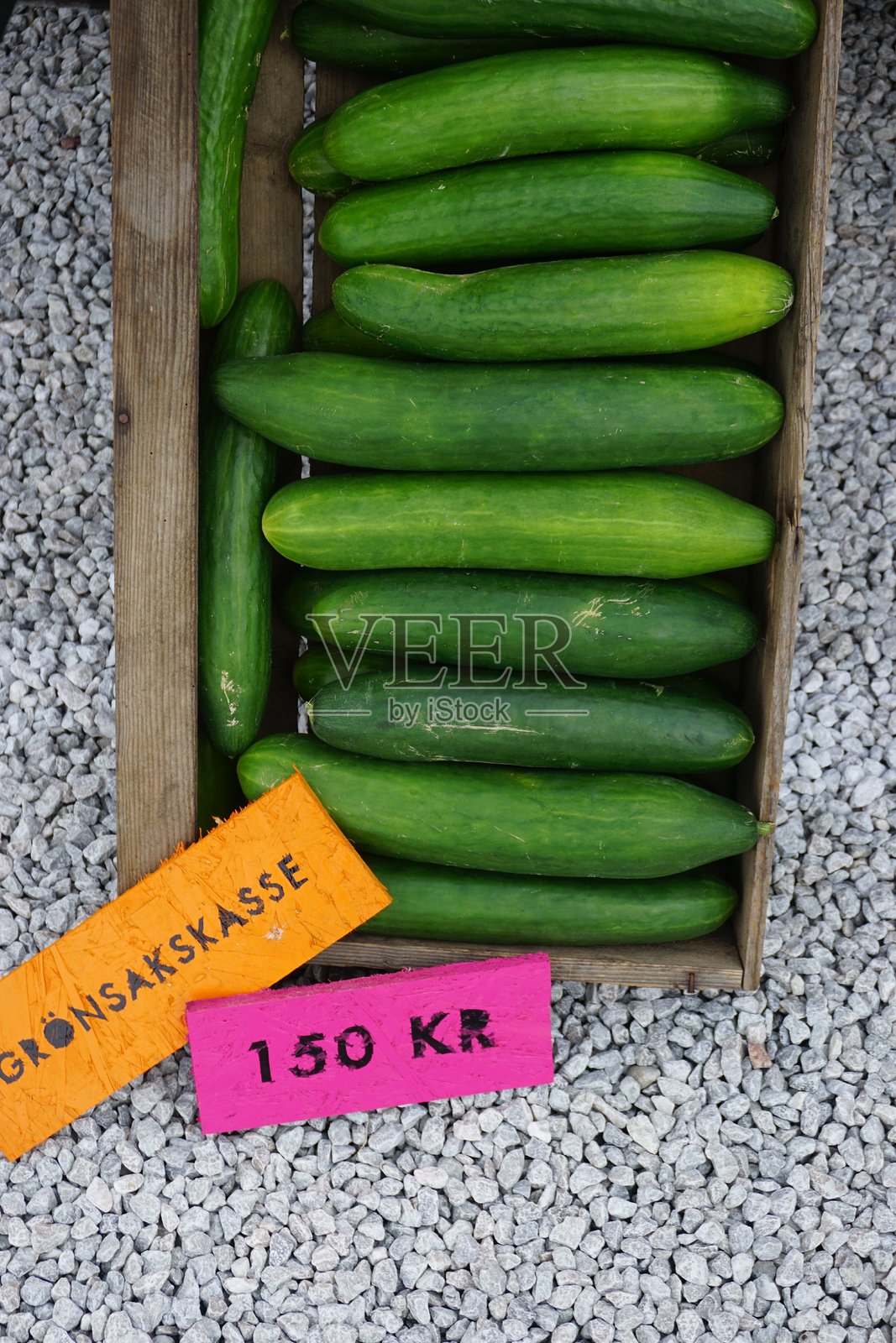 高角度视图的黄瓜待售照片摄影图片