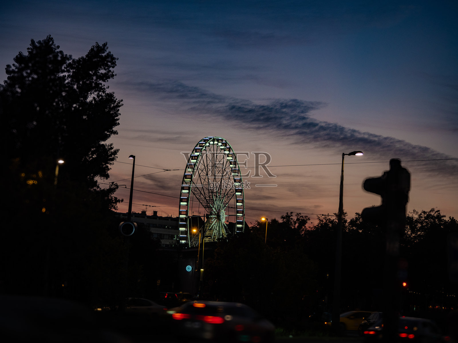 日落时分的摩天轮照片摄影图片