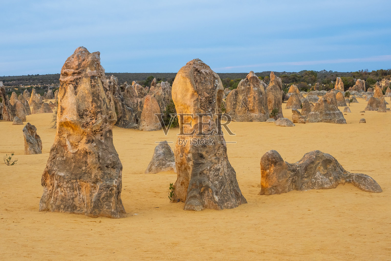 尖峰照片摄影图片