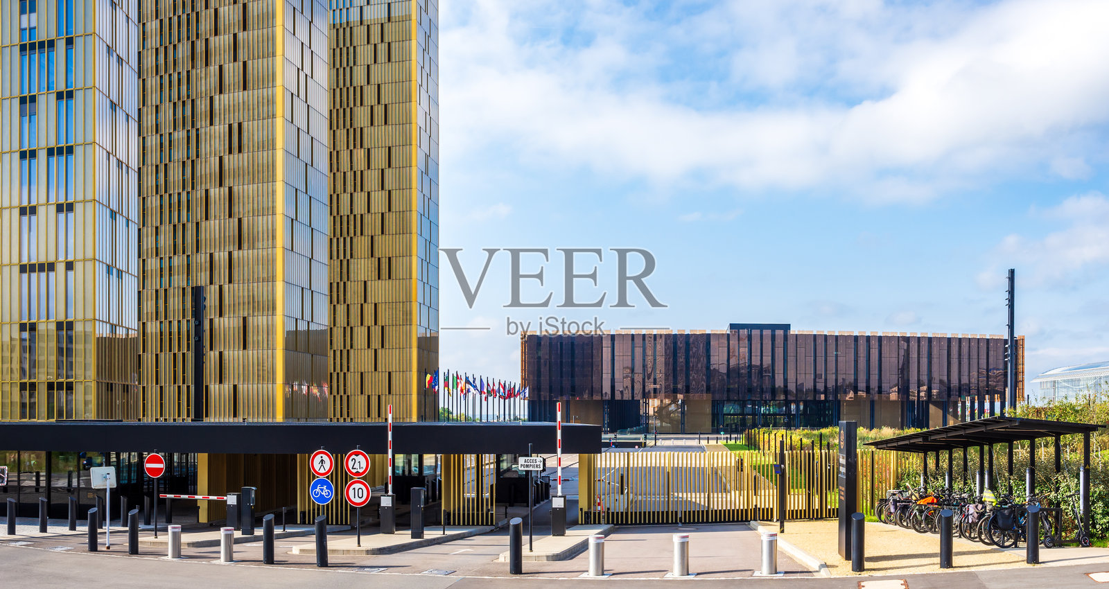 欧洲法院（CJEU）在卢森堡市的入口。照片摄影图片