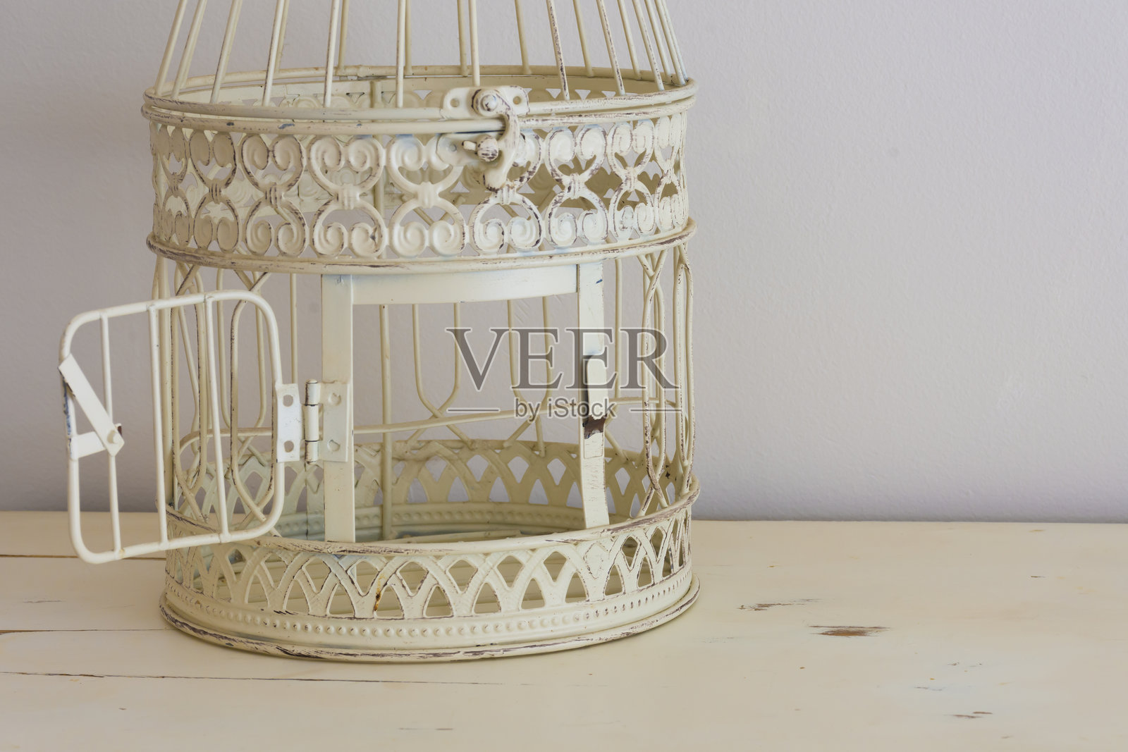 复古金属鸟笼照片摄影图片