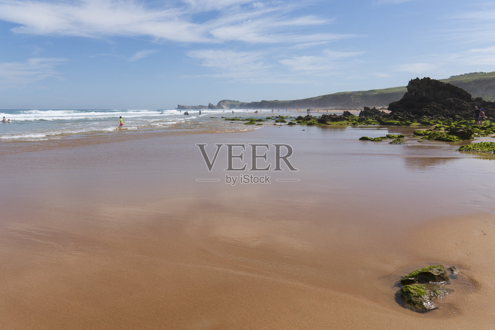 西班牙坎塔布里亚皮埃拉戈斯Canallave海滩夏季退潮的早晨，Liencres沙丘自然公园照片摄影图片