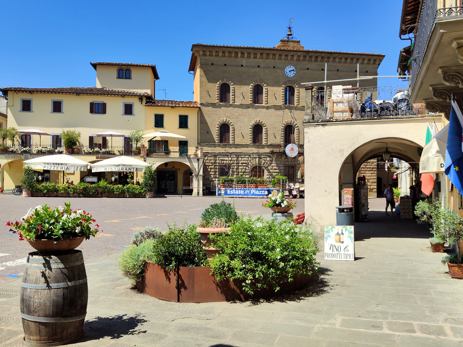 托斯卡纳佛罗伦萨省格雷韦镇广场照片摄影图片