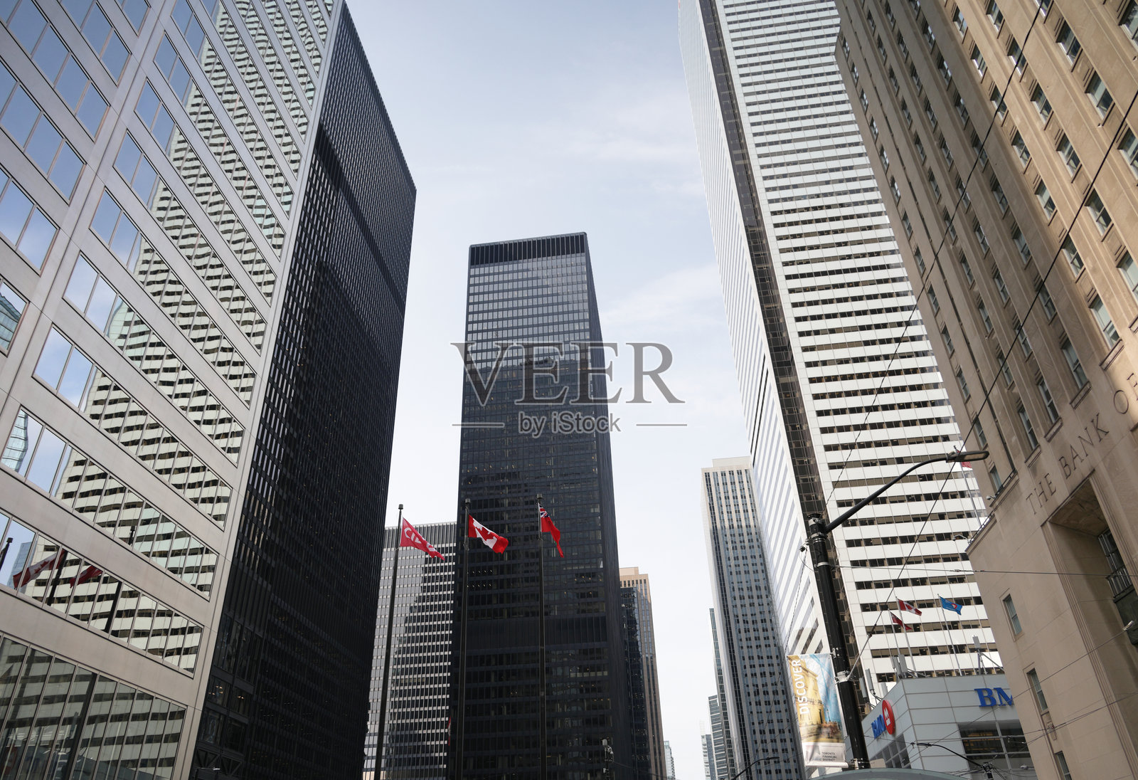 加拿大多伦多金融区的银行大厦照片摄影图片