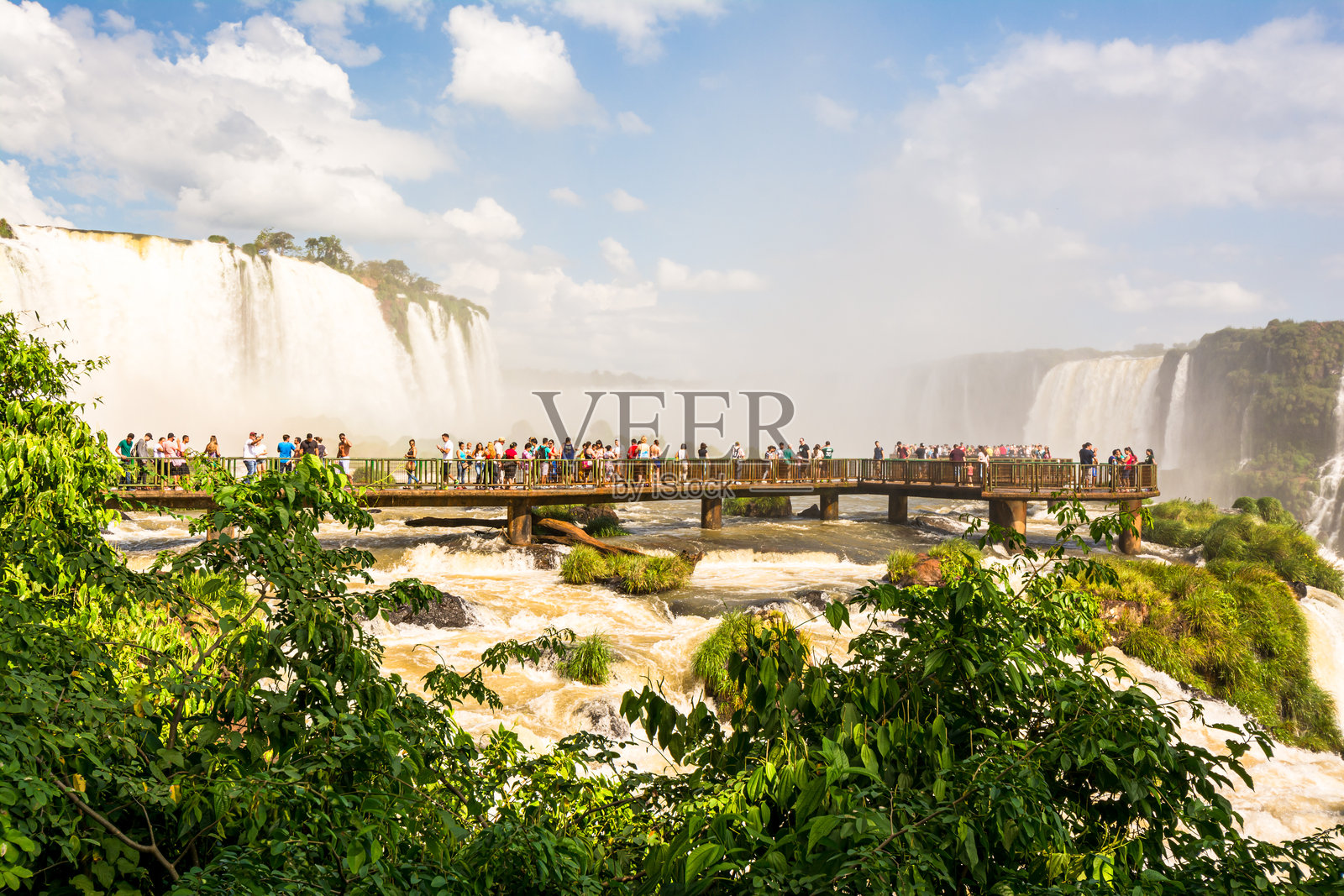伊瓜苏瀑布观景平台照片摄影图片