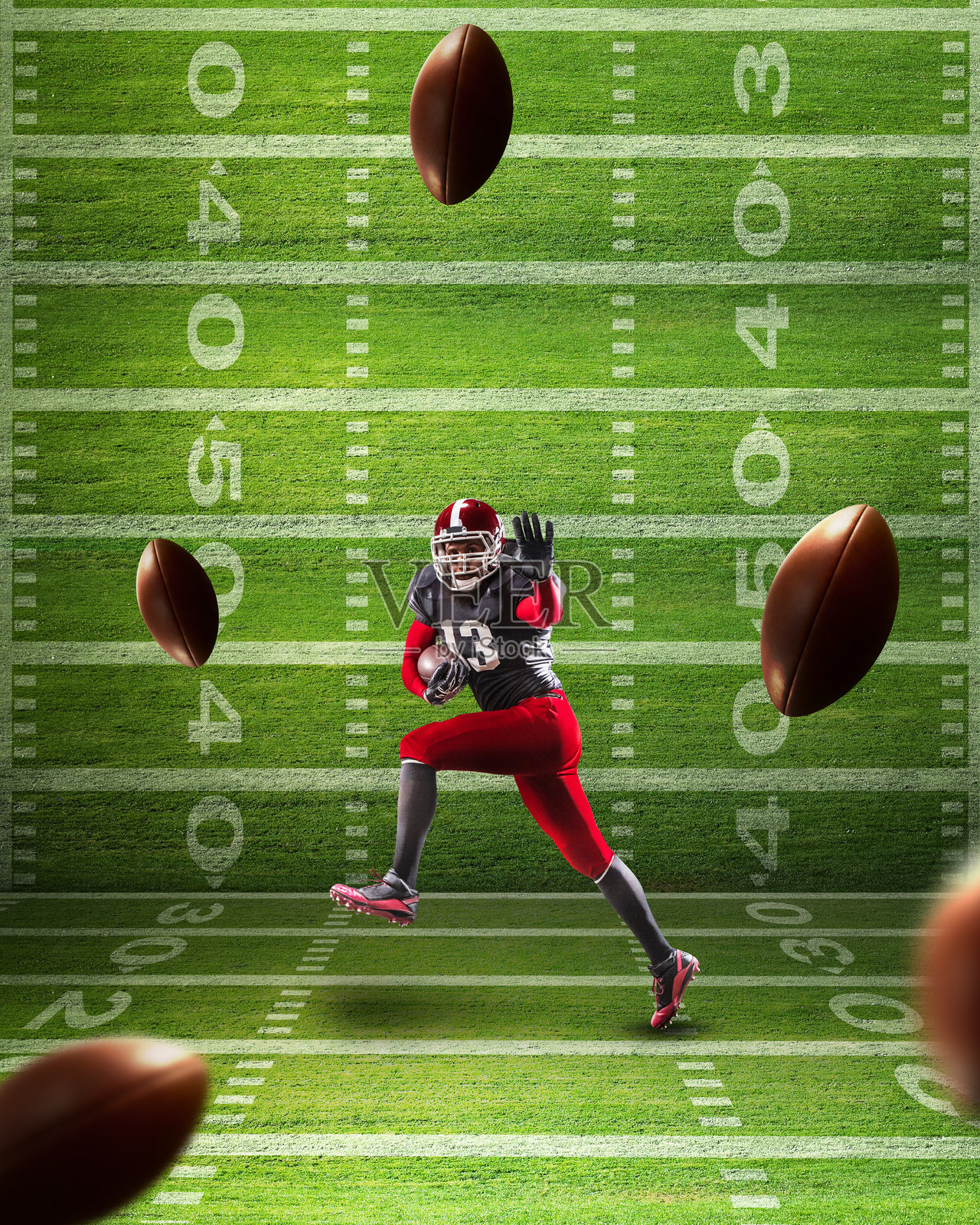 手持球在抽象场地上向前冲的美式橄榄球运动员男人照片摄影图片