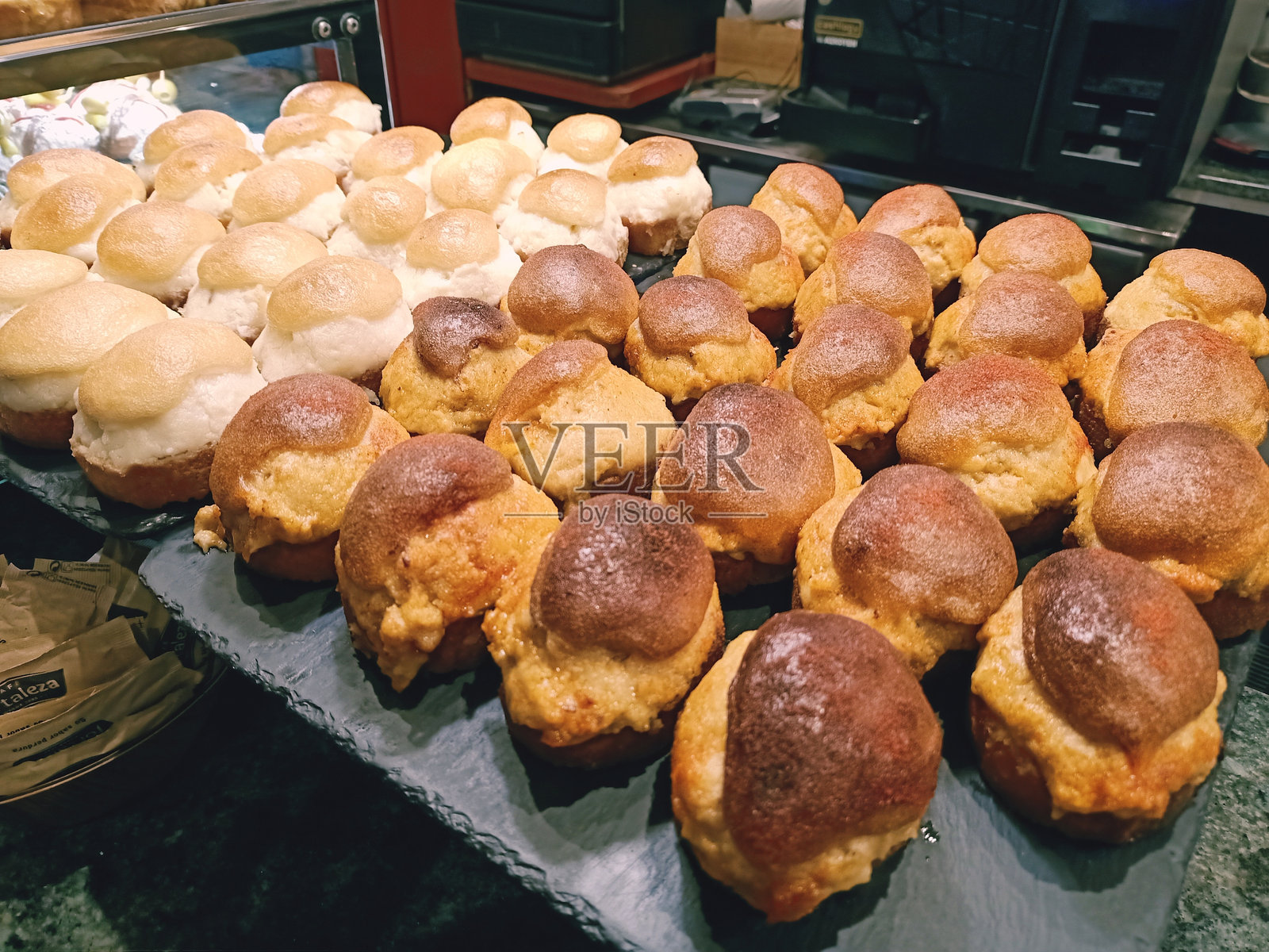 焗烤小吃或串烧照片摄影图片