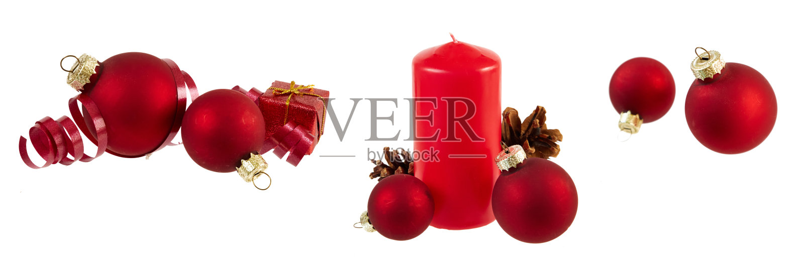 白色背景上的红色圣诞球装饰照片摄影图片