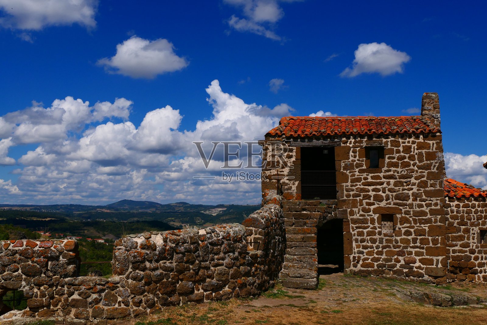 波利尼亚克堡垒，奥特洛瓦尔照片摄影图片