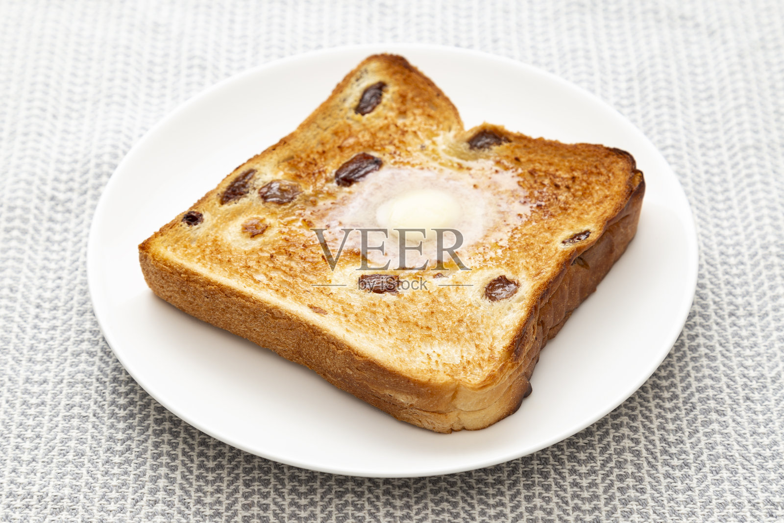 早餐的葡萄干面包照片摄影图片