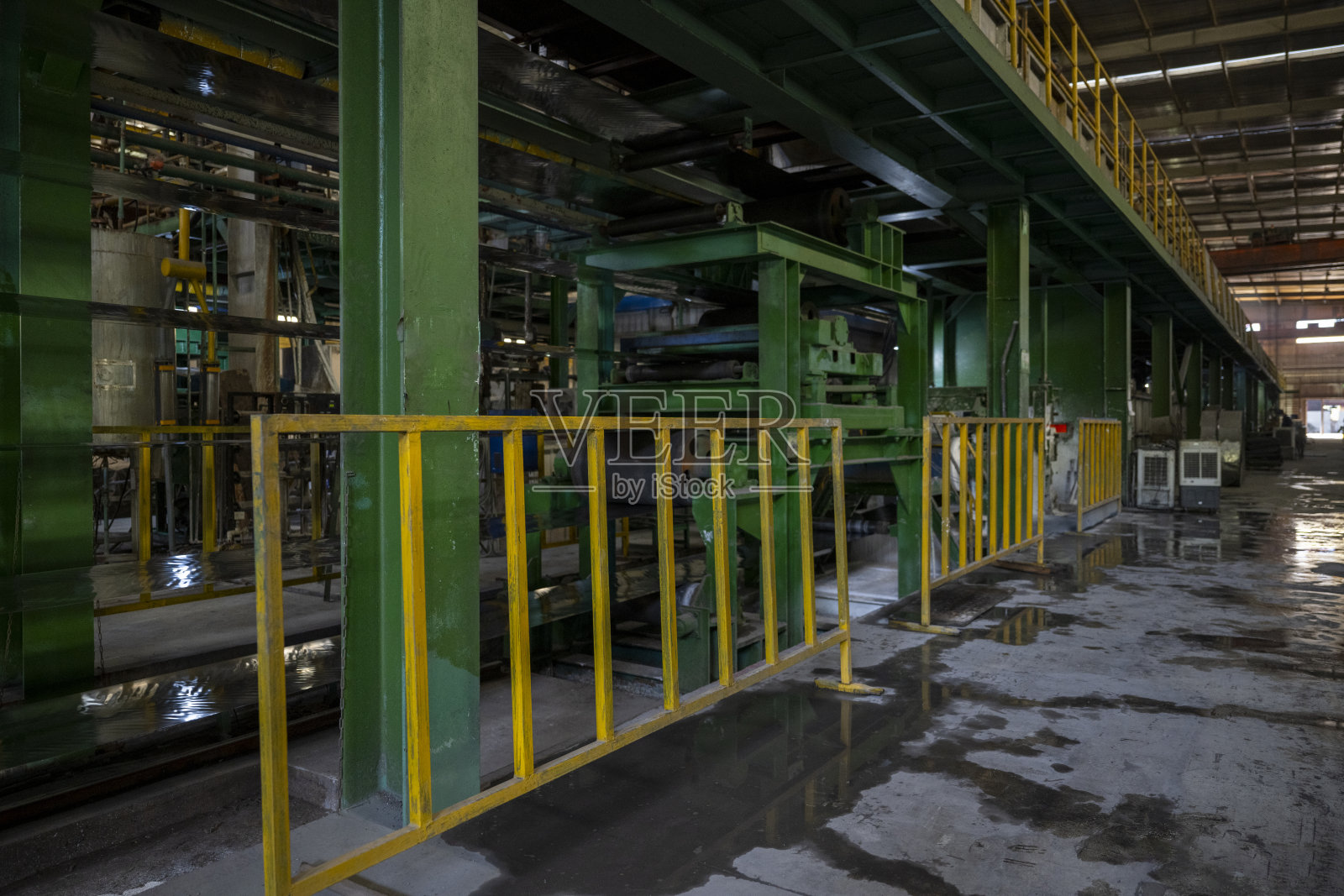 一家生产钢板的工厂照片摄影图片