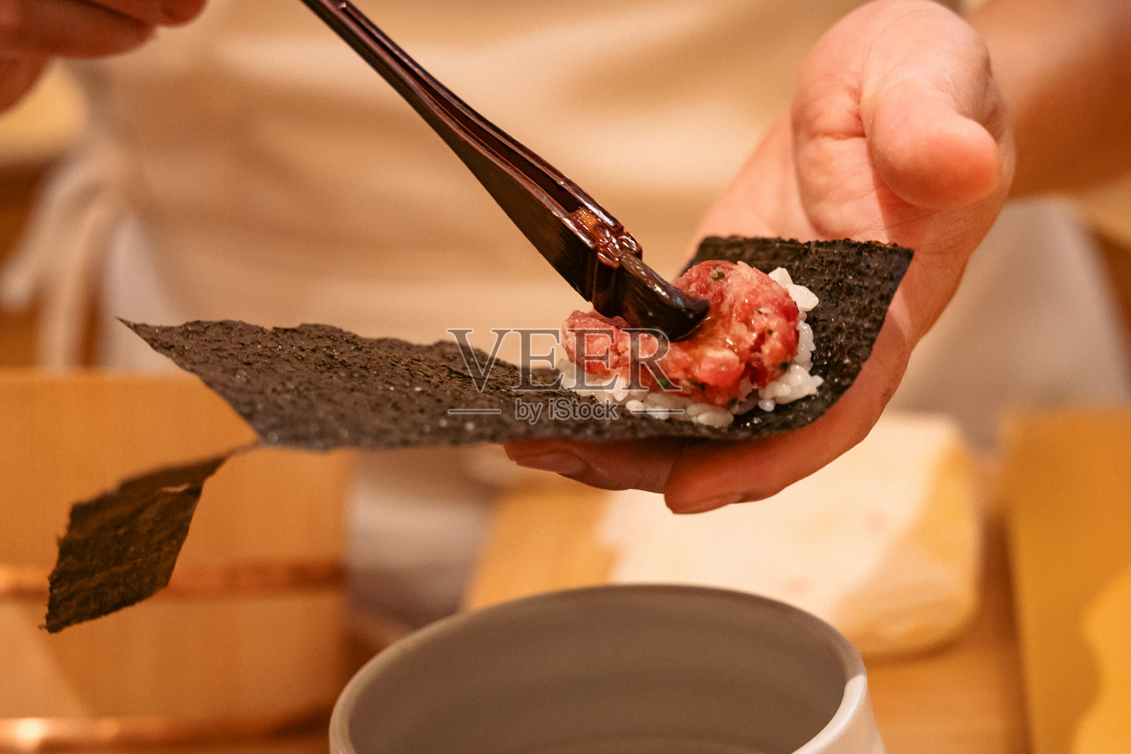 日本料理，寿司，日本轻食呈现，寿司制作照片摄影图片