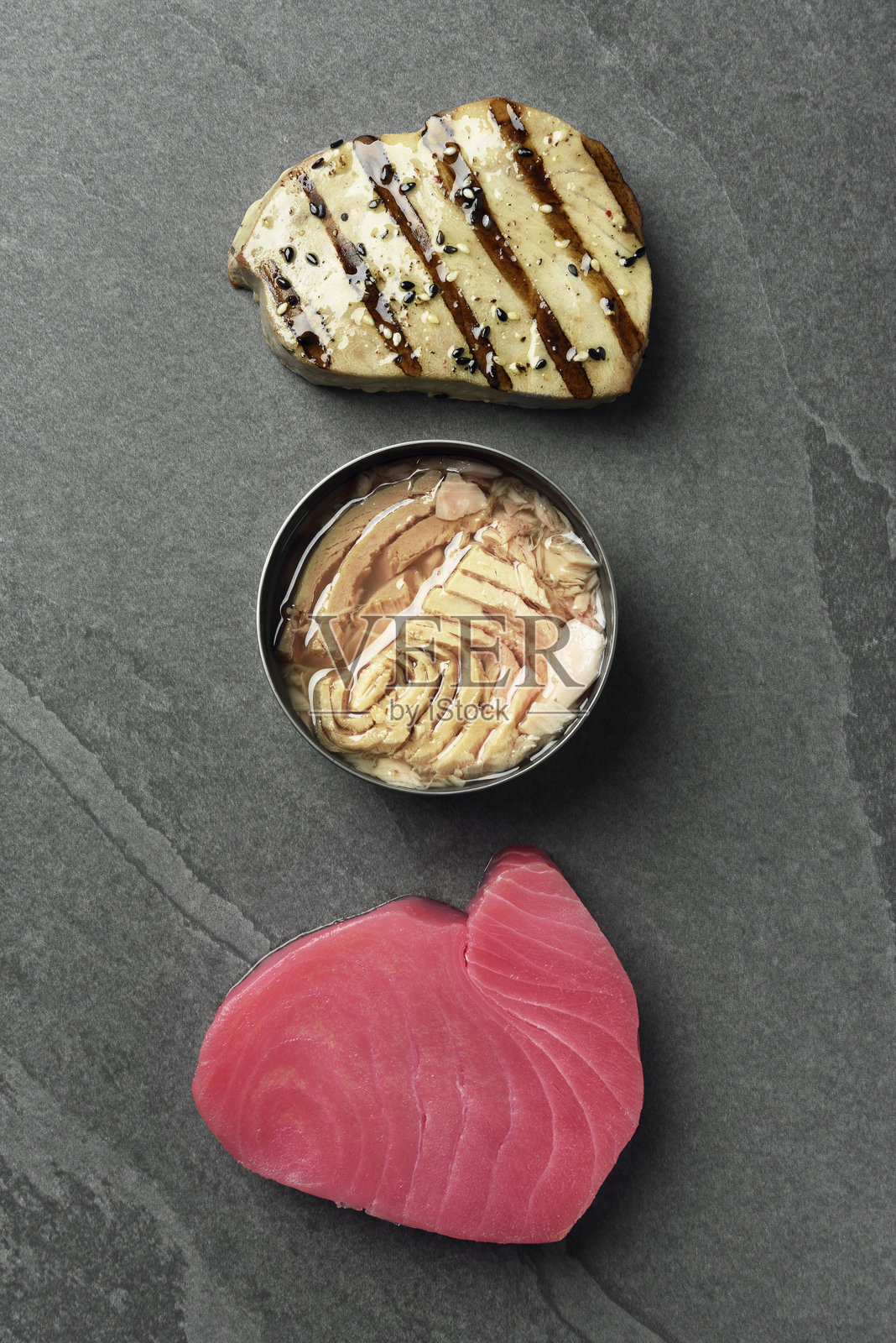 生鲜、烤制和罐装金枪鱼照片摄影图片