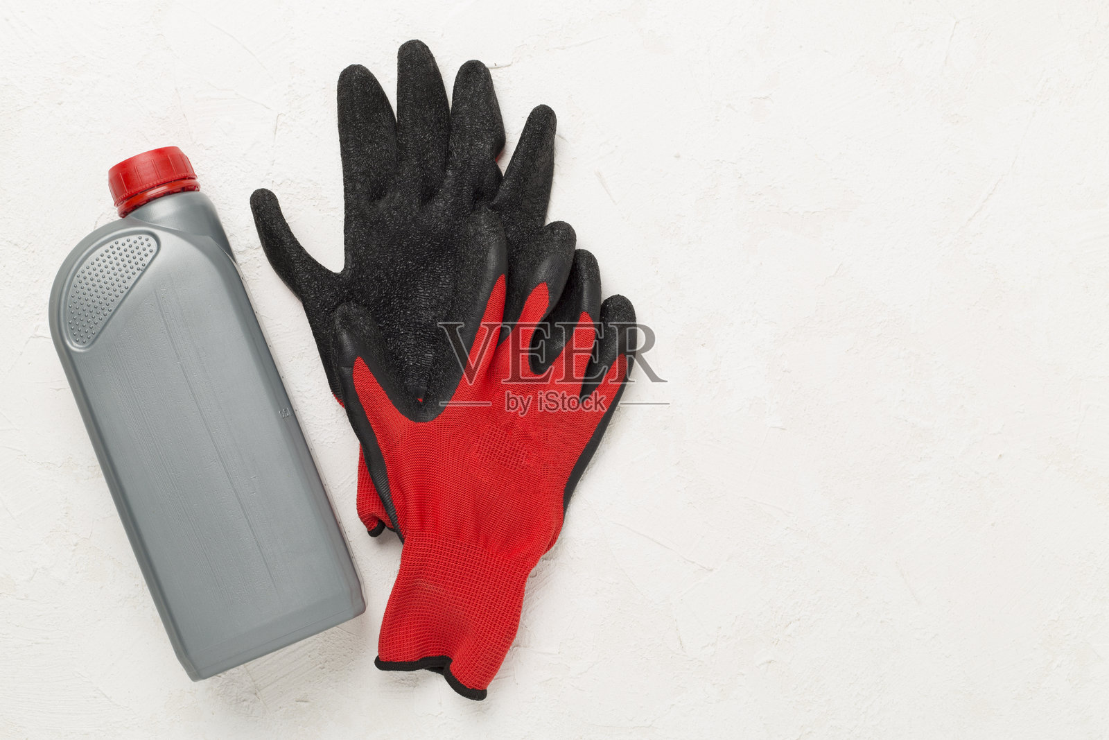 汽车产品和工具在混凝土背景上的俯视图照片摄影图片