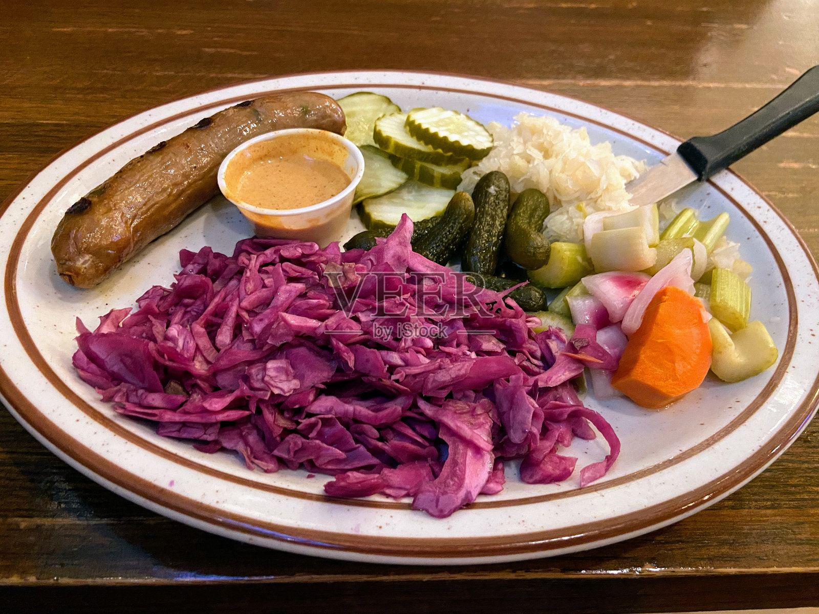 香肠盘照片摄影图片