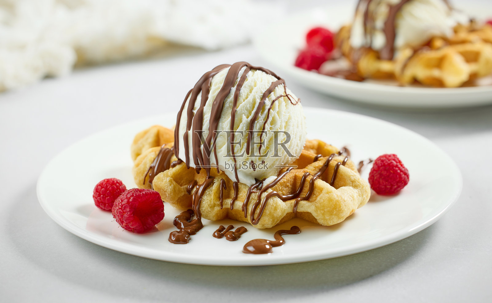 新鲜出炉的比利时华夫饼照片摄影图片