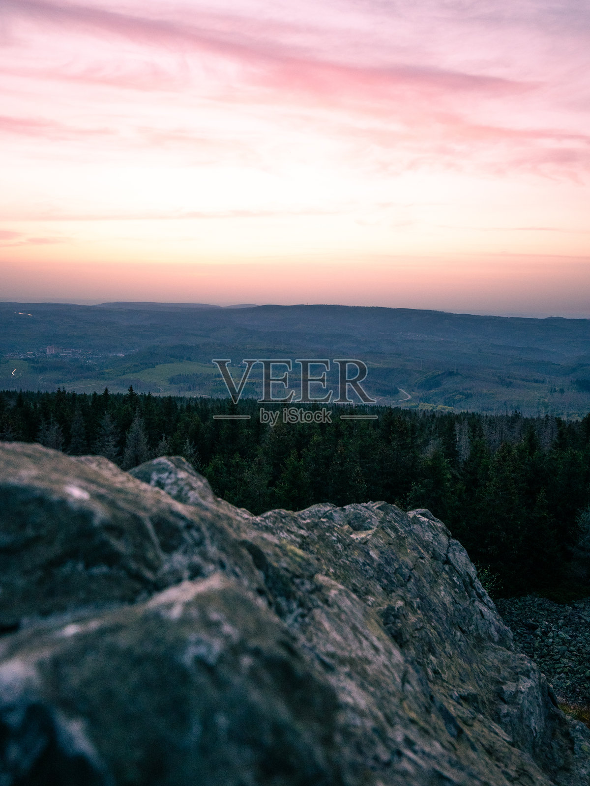 哈茨山脉的日落照片摄影图片