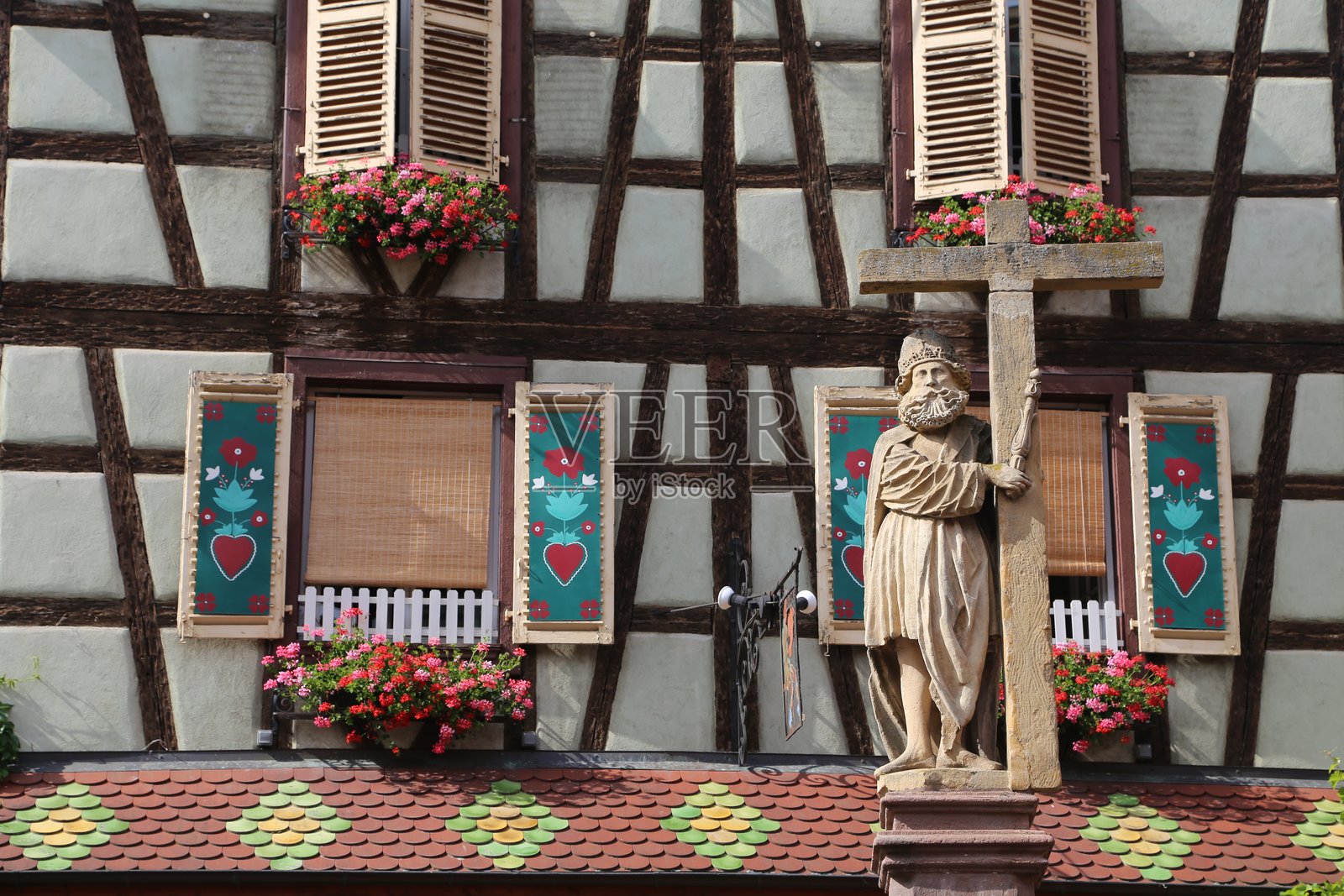 阿尔萨斯的多彩葡萄酒村庄：历史、风景与魅力照片摄影图片