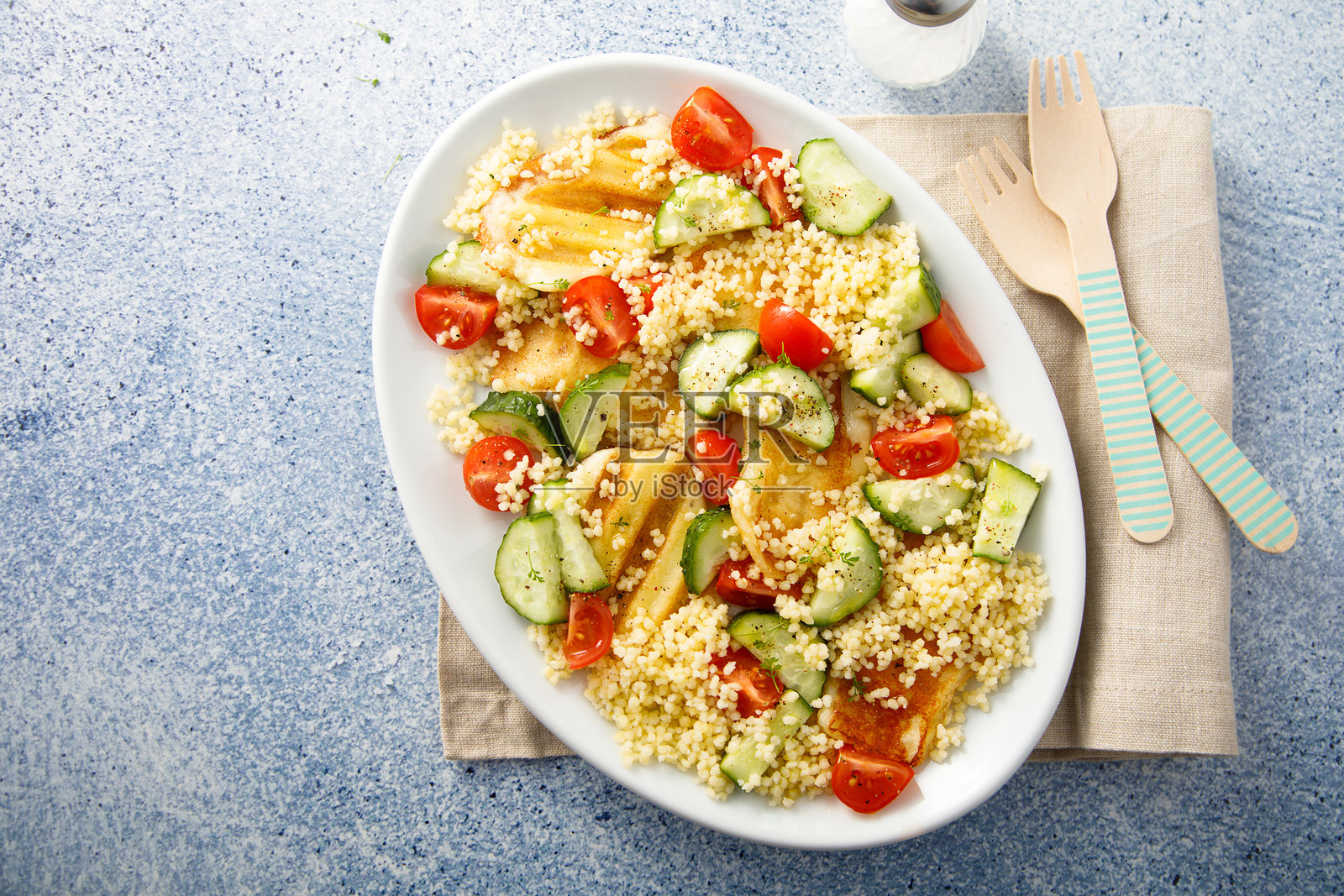 库斯库斯沙拉照片摄影图片