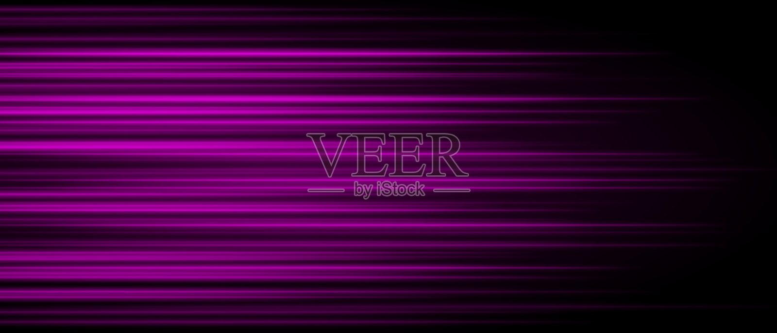 抽象的紫色激光束。光效。定向聚光灯。光线在黑色背景上逐渐消失，形成动态和抽象的效果。插画图片素材