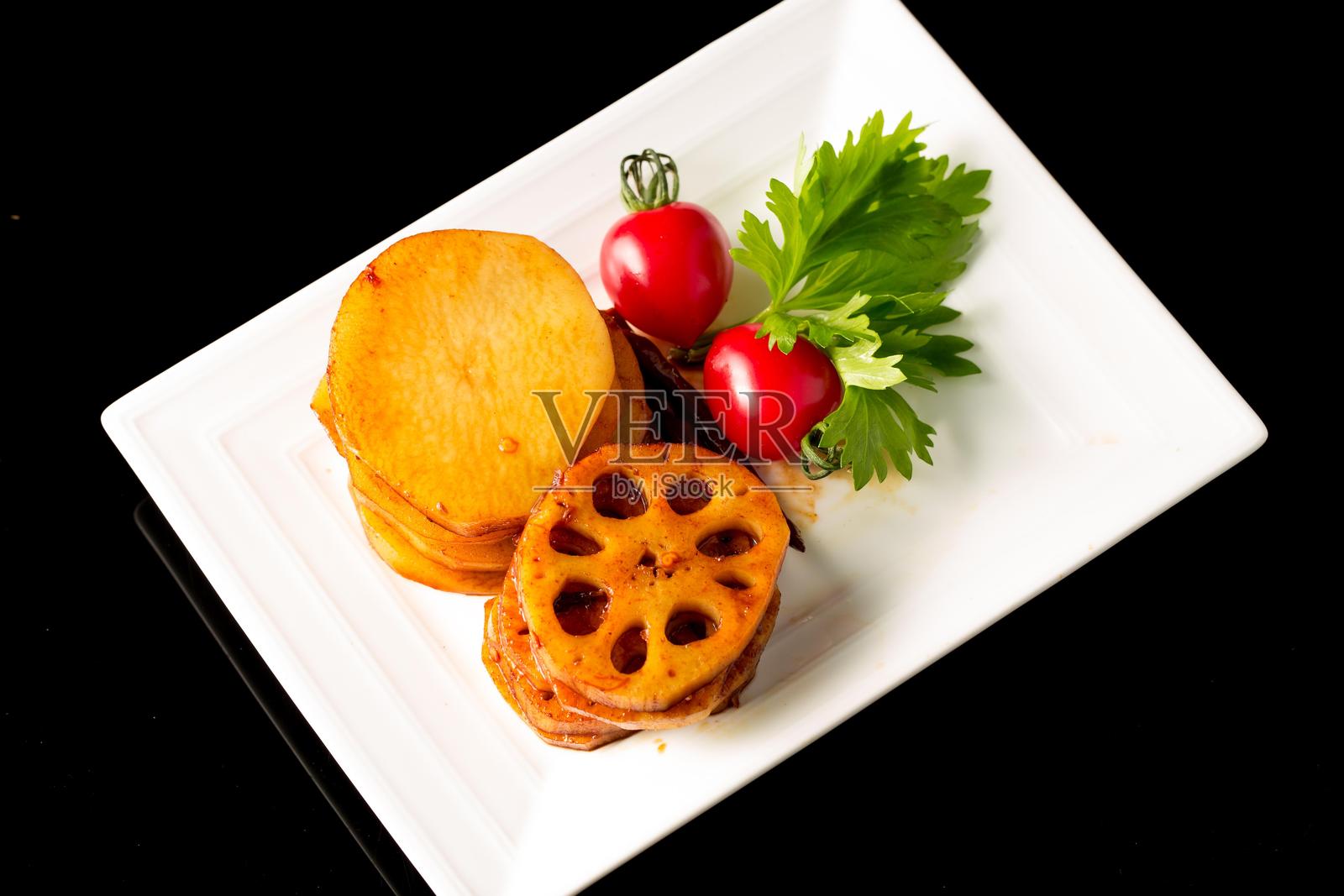 番茄芹菜炒莲藕照片摄影图片