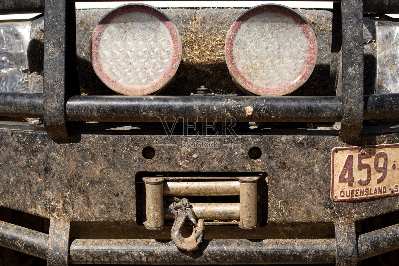 聚光灯和防撞杆细节照片摄影图片