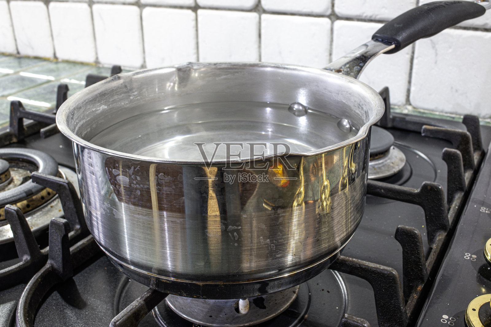 烹饪意面照片摄影图片