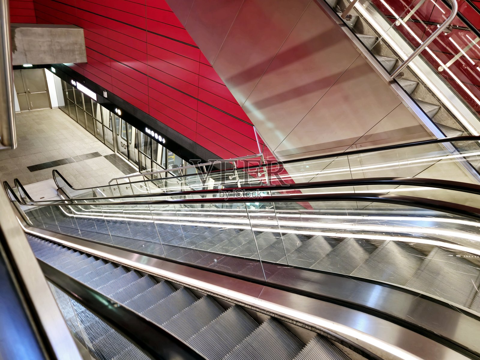 哥本哈根地铁站照片摄影图片