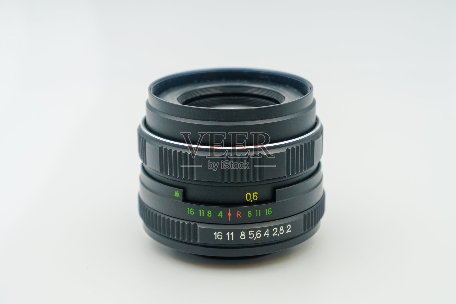 复古手动对焦相机镜头，带光圈和对焦环，适合摄影爱好者照片摄影图片