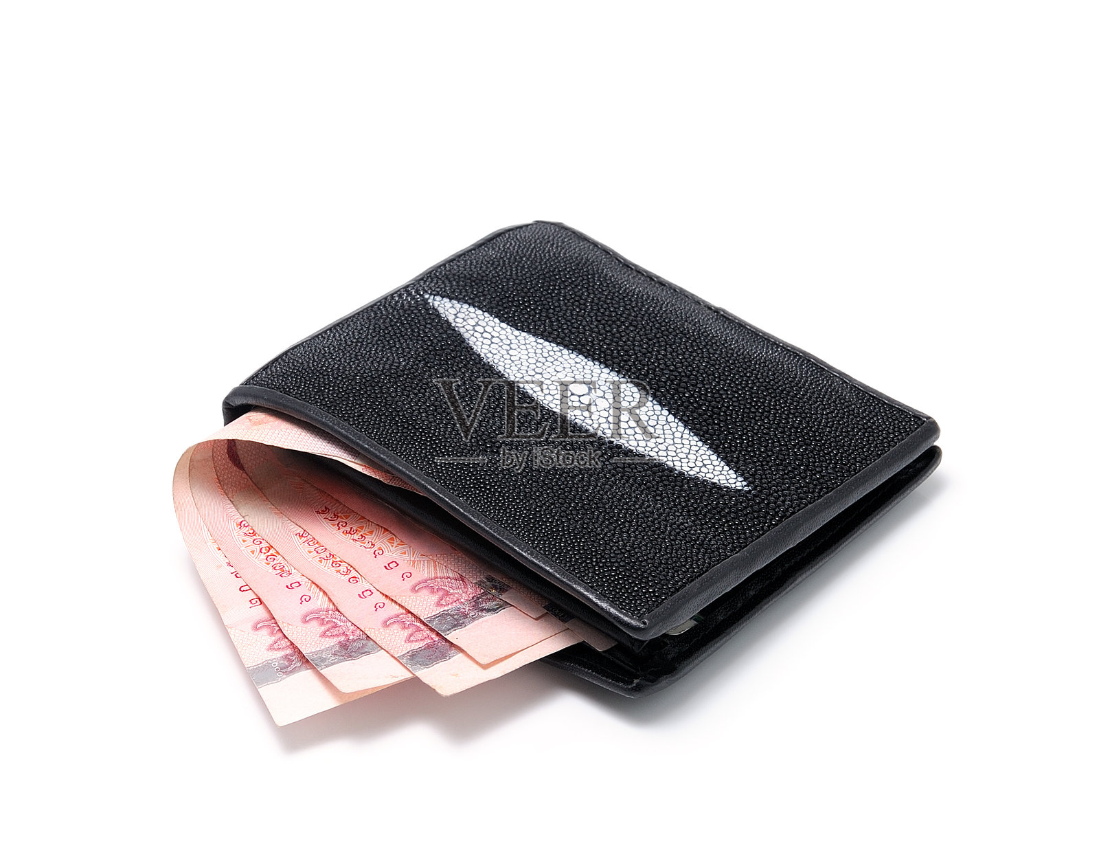 白色背景上的钱包里的钱照片摄影图片