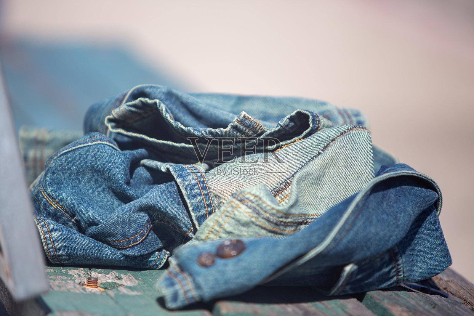 孤独的夹克被遗弃照片摄影图片