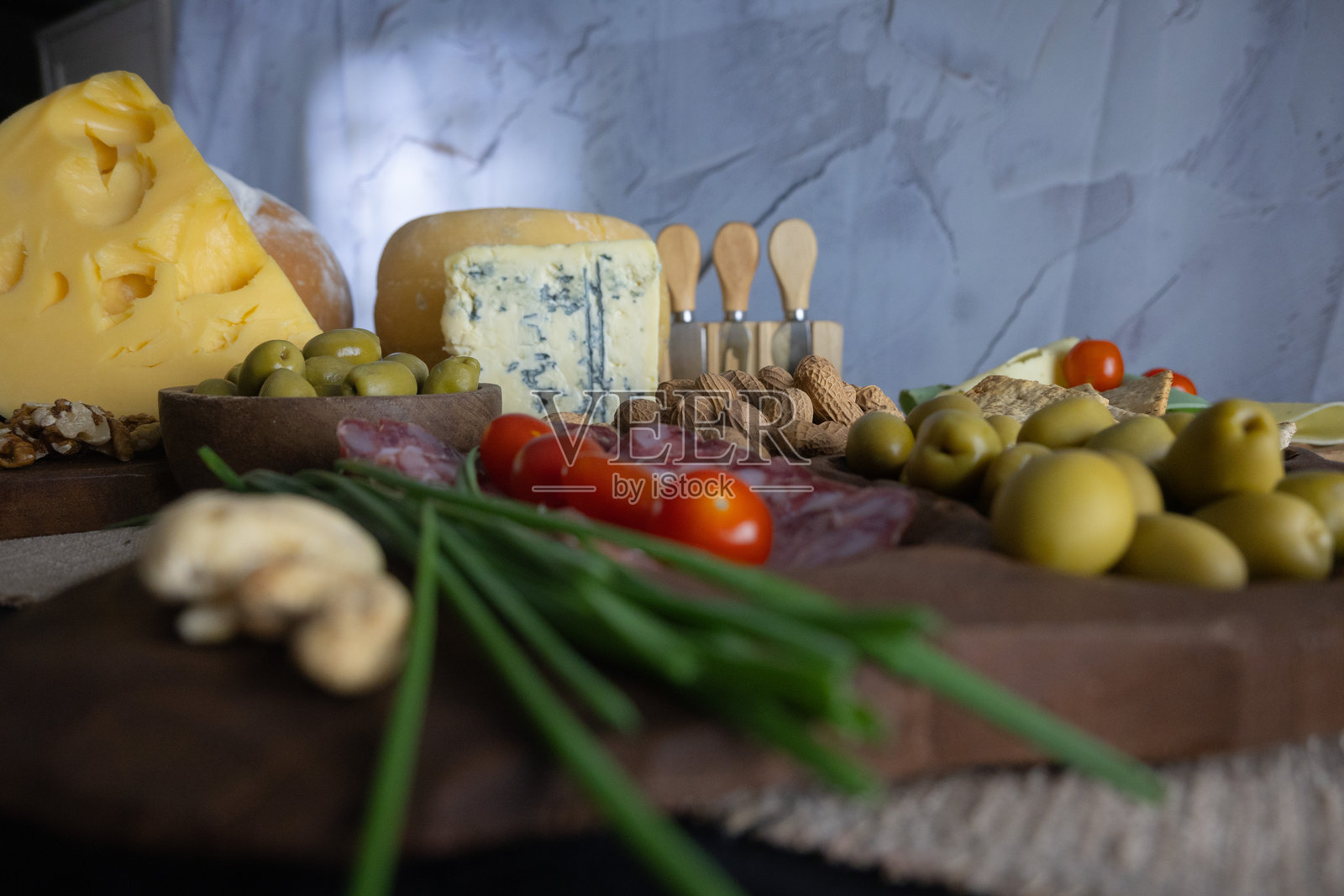 奶酪和樱桃照片摄影图片