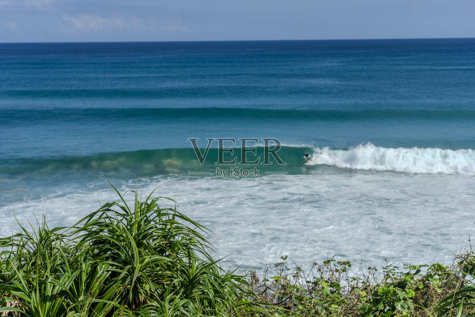奄美大岛的平静海洋照片摄影图片