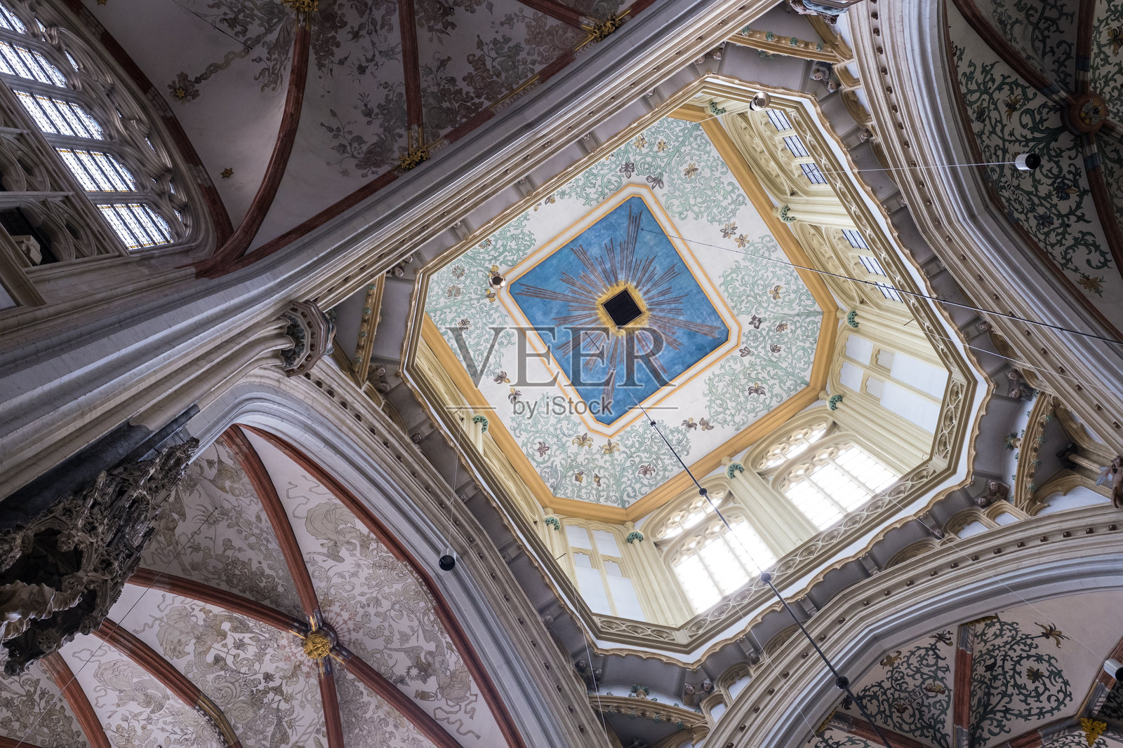 荷兰,s-Hertogenbosch,圣约翰大教堂内部照片摄影图片