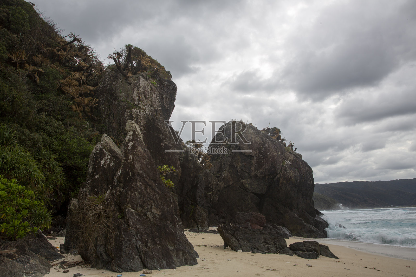 奄美大岛的春季暴风雨照片摄影图片