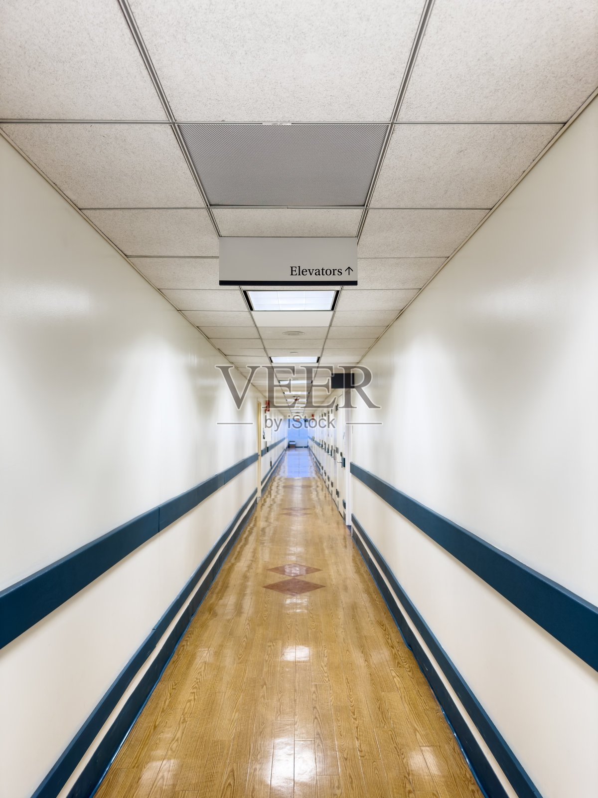 医院走廊照片摄影图片