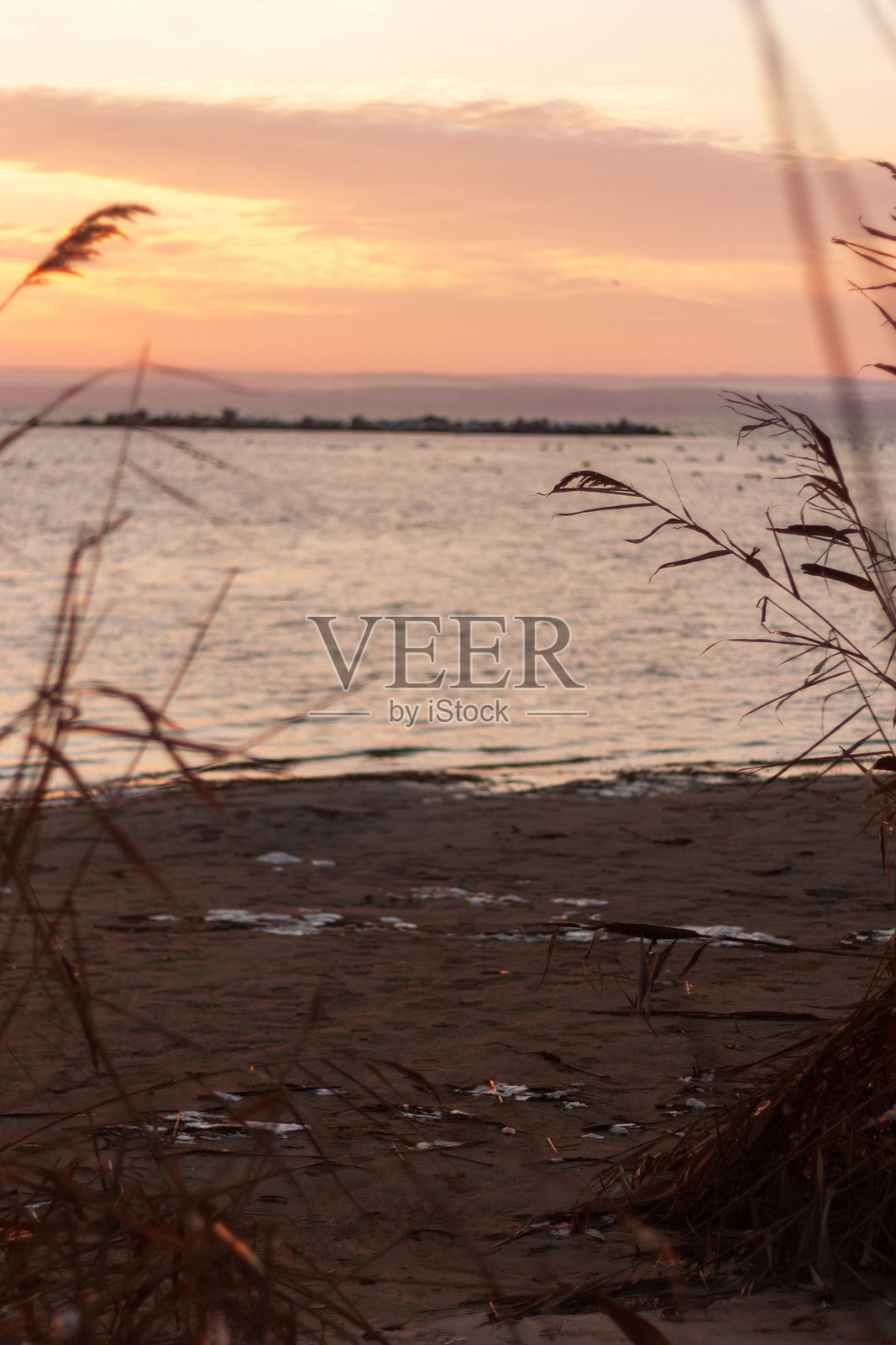 美丽的海滩日落照片摄影图片