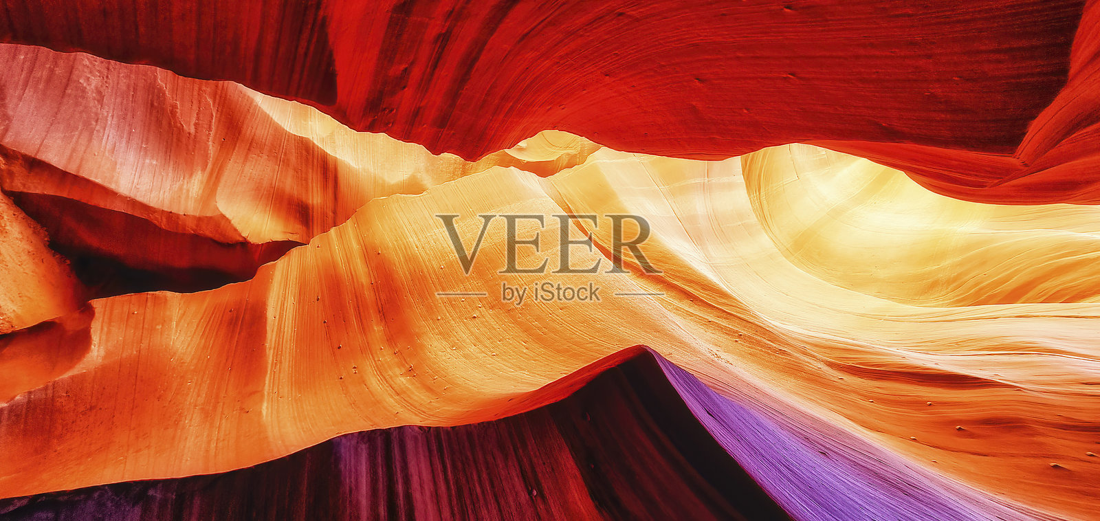 美国亚利桑那州羚羊峡谷的岩石地貌照片摄影图片