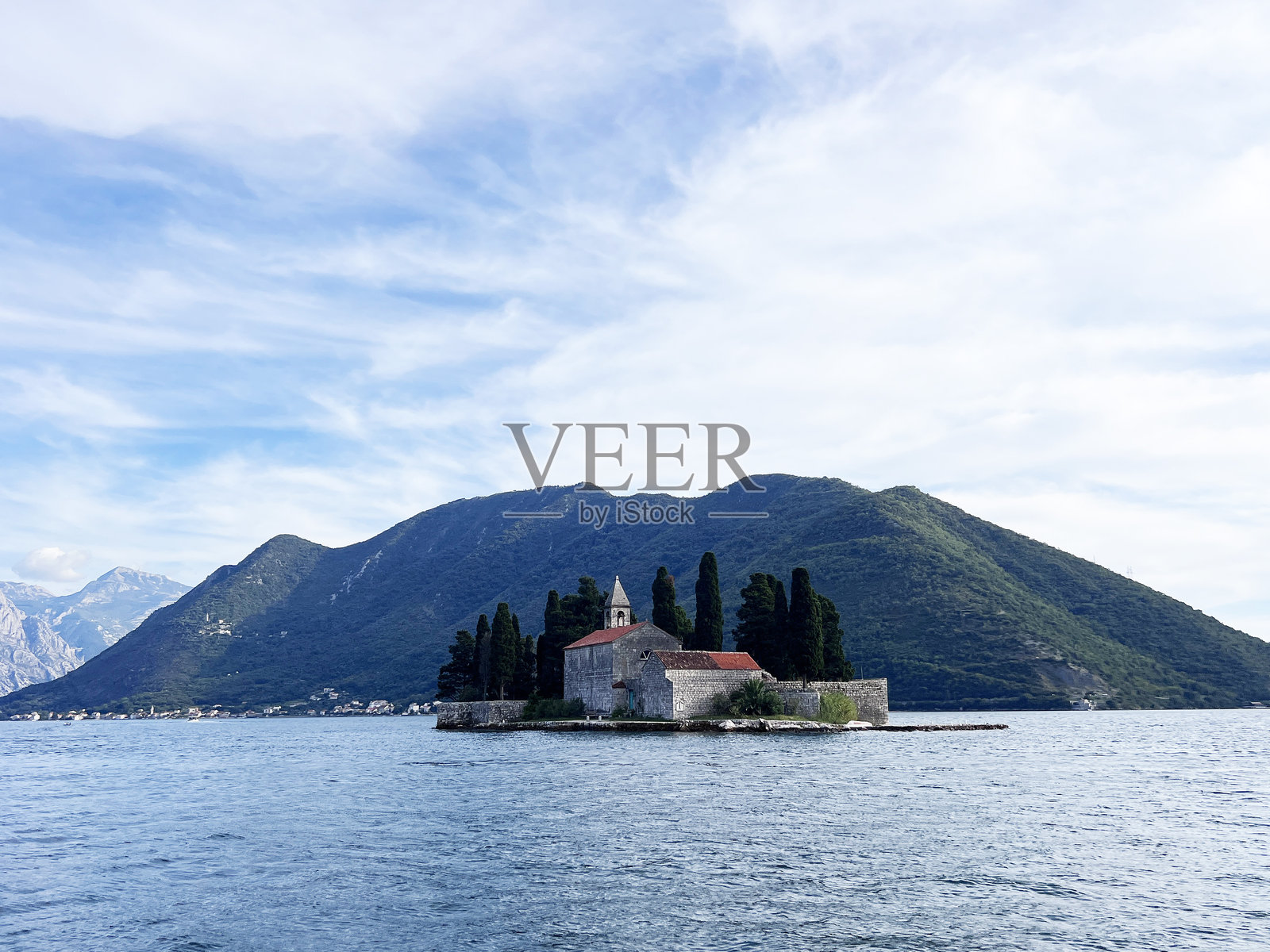 佩拉斯特。圣乔治岛，黑山，圣乔治，圣乔治天主教修道院照片摄影图片