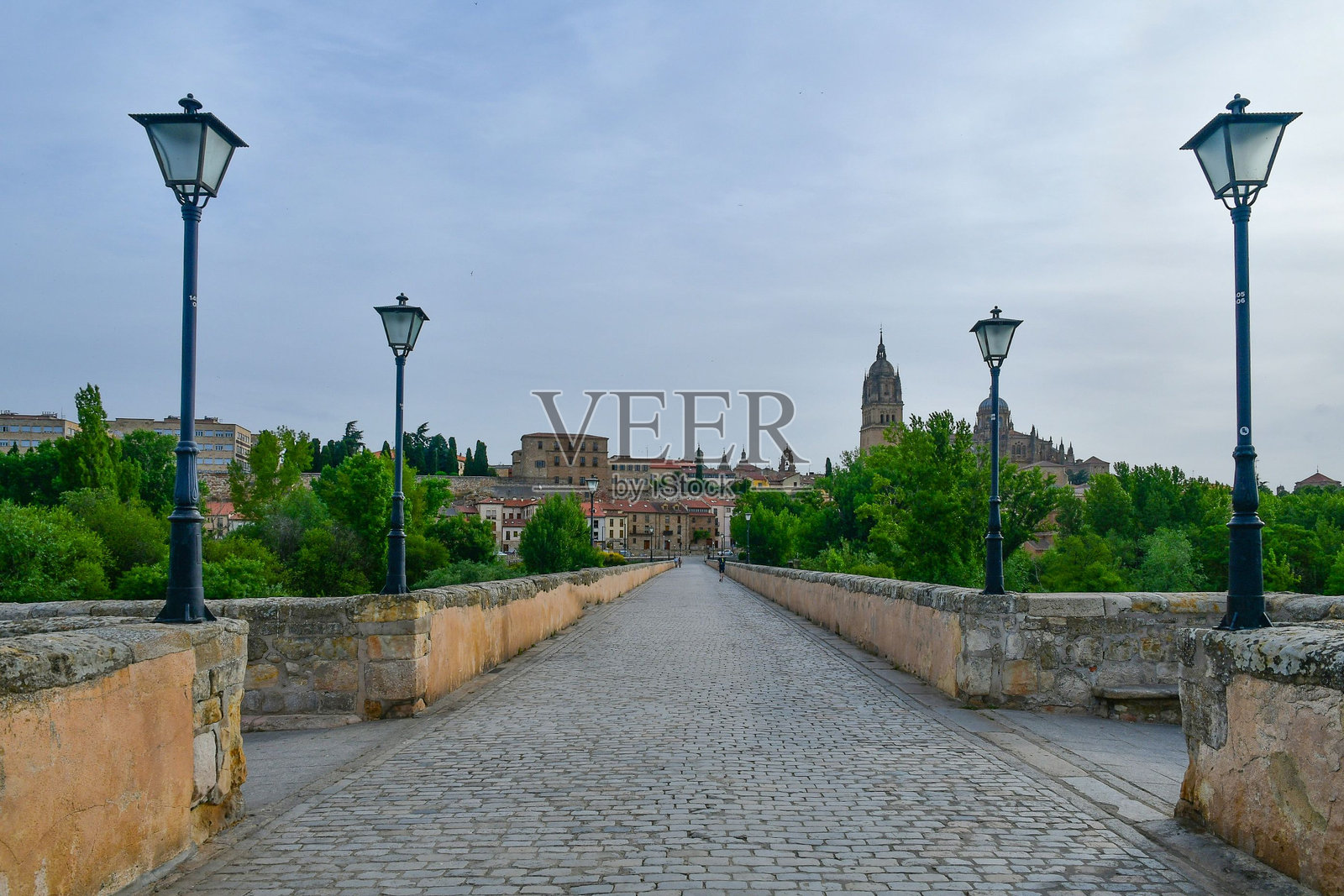 西班牙的萨拉曼卡市。照片摄影图片