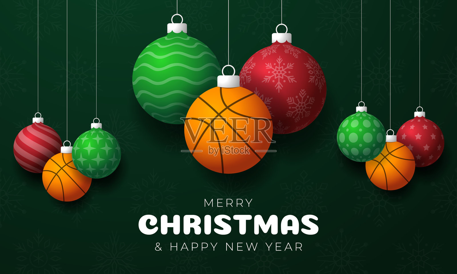 篮球圣诞贺卡。圣诞快乐，新年快乐运动贺卡。绿色背景上挂着一颗绿色和红色的圣诞球。运动矢量插图。插画图片素材