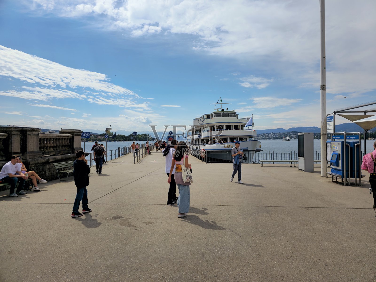 苏黎世布尔基广场照片摄影图片