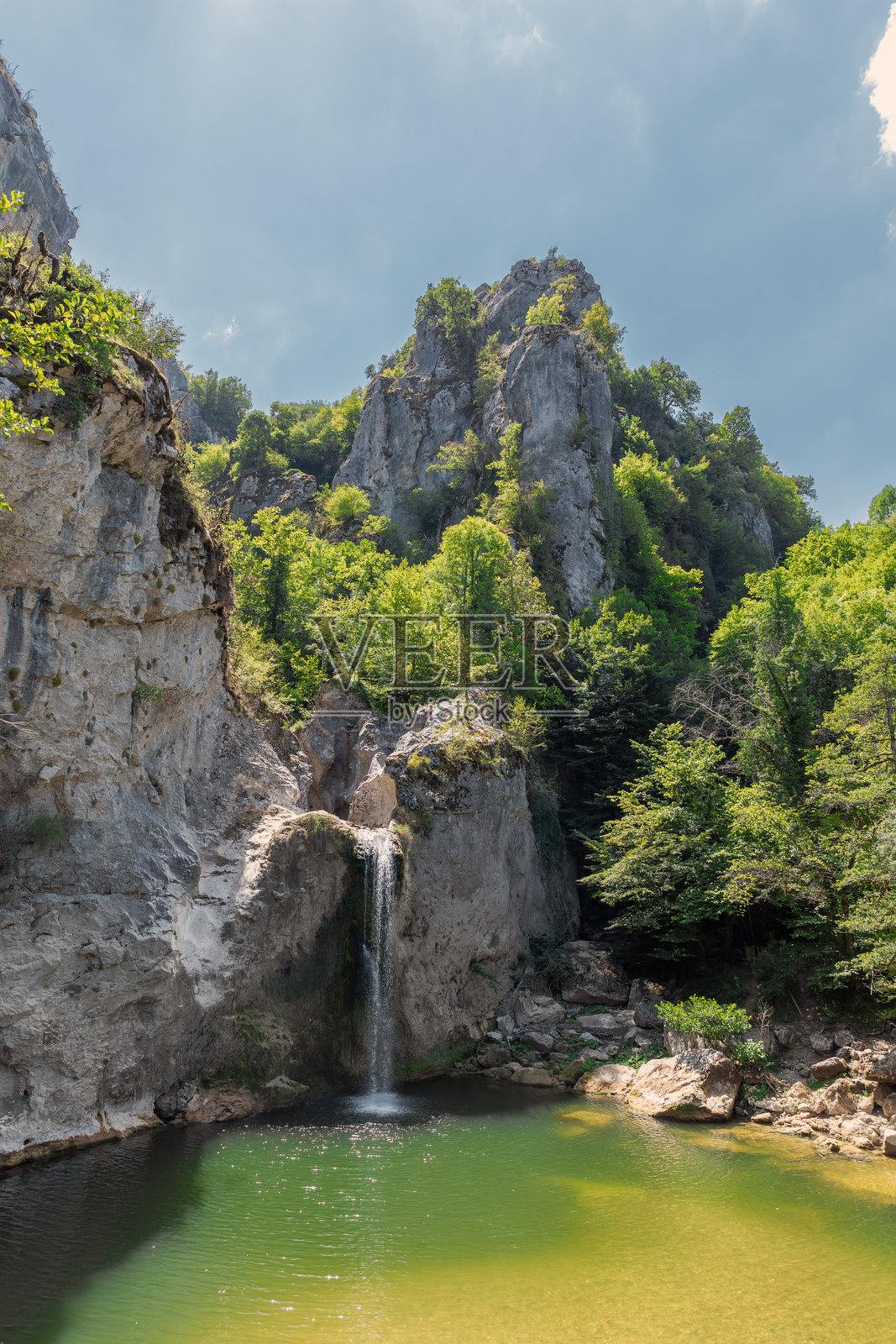 伊利贾瀑布照片摄影图片