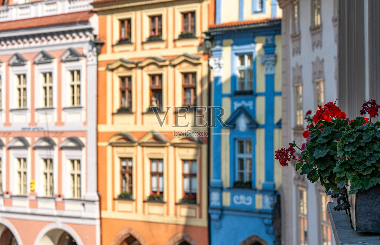 捷克共和国欧洲布拉格老城广场在充满活力的夏日照片摄影图片