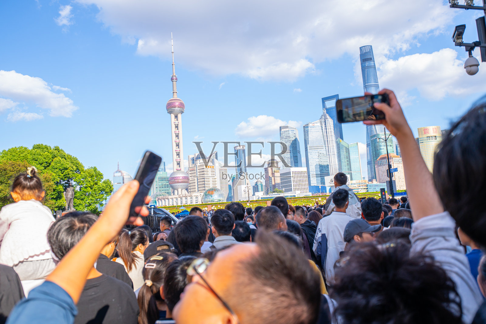 南京路上的行人，上海，中国照片摄影图片