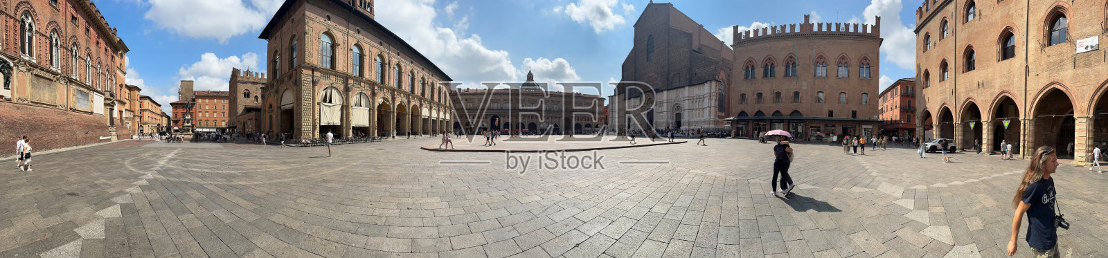 意大利博洛尼亚马乔雷广场照片摄影图片