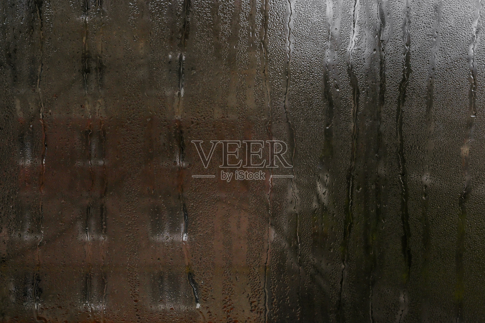 湿玻璃上的水凝结。纹理背景照片摄影图片