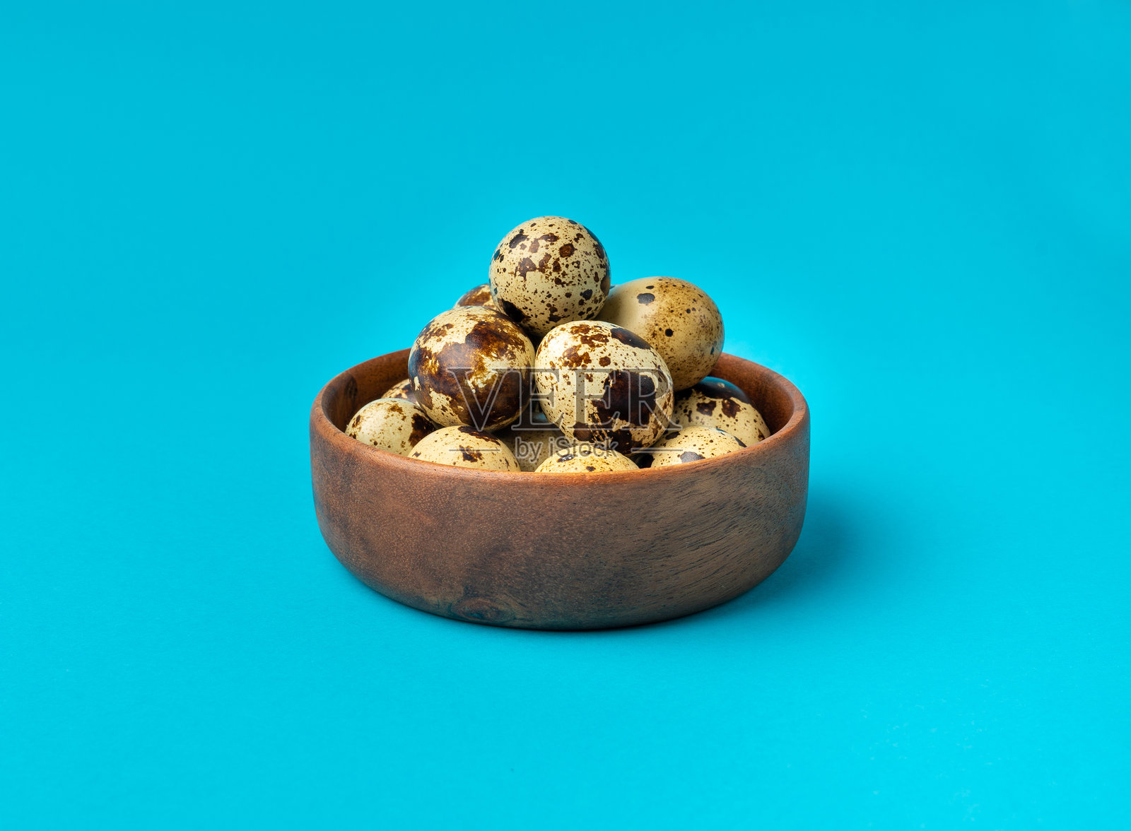 鹌鹑蛋，饮食蛋，健康早餐，天然有机营养，沙拉配料斑点鹌鹑蛋照片摄影图片